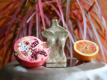 Load image into Gallery viewer, Incense Holder Bust
